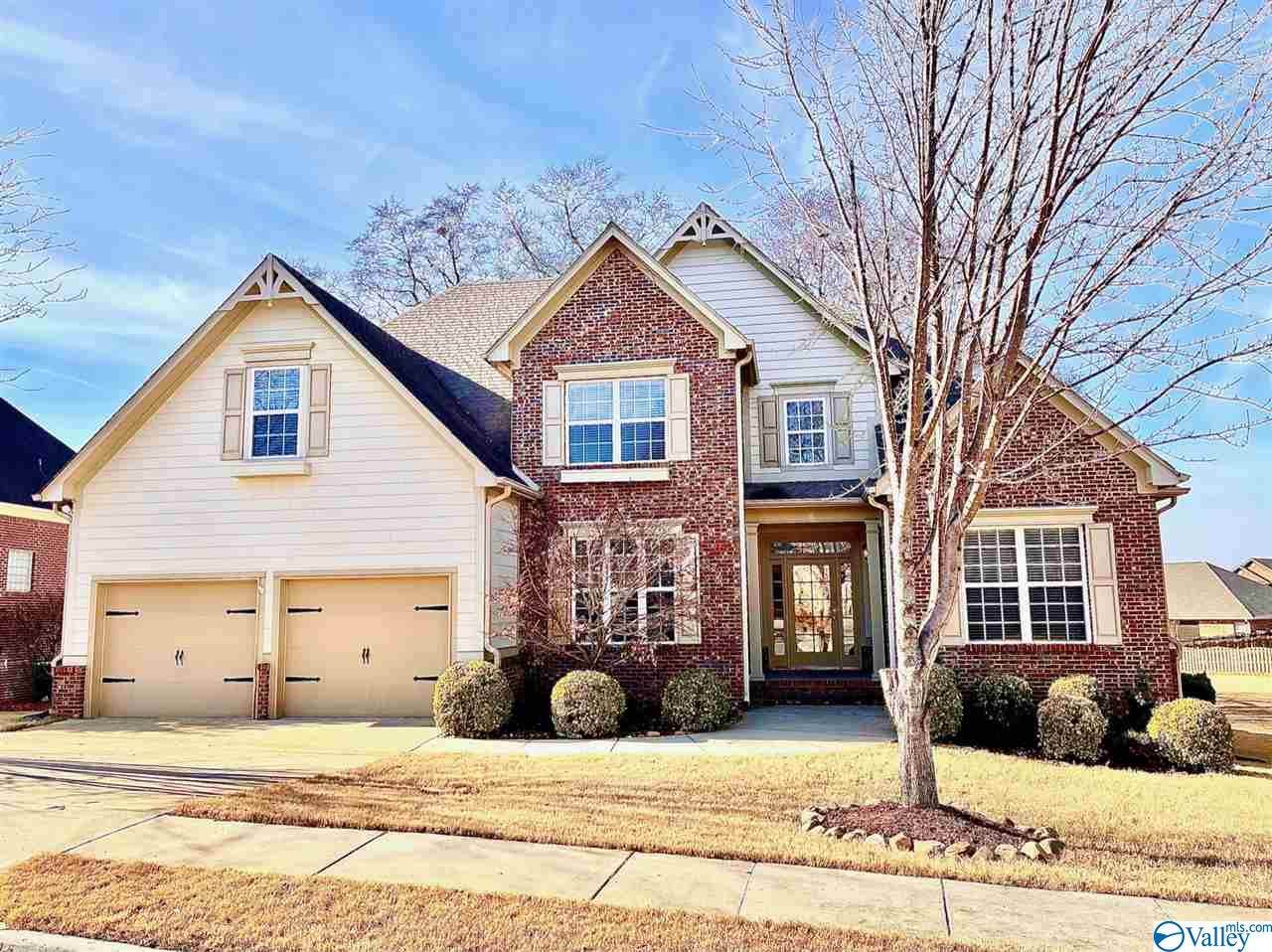 8 Hawthorn Heights Blvd - Photo 1