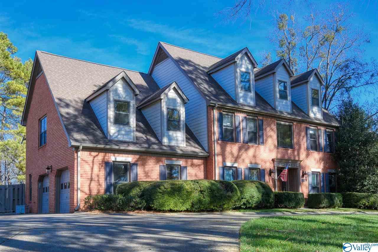 118 Lake Pointe Circle - Photo 1