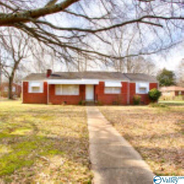 4309 Memorial Parkway North - Photo 1