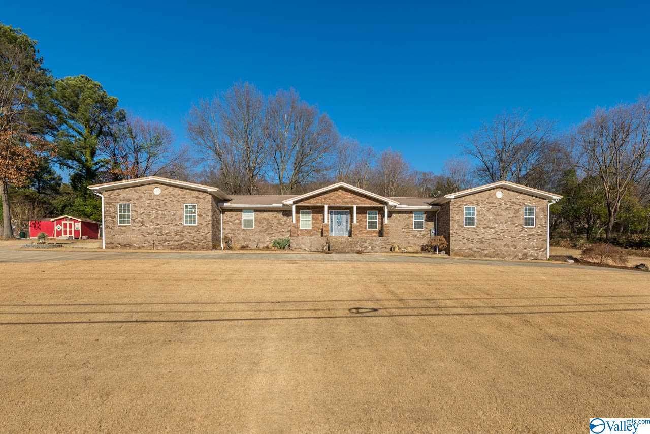 115 Cole Drive - Photo 1