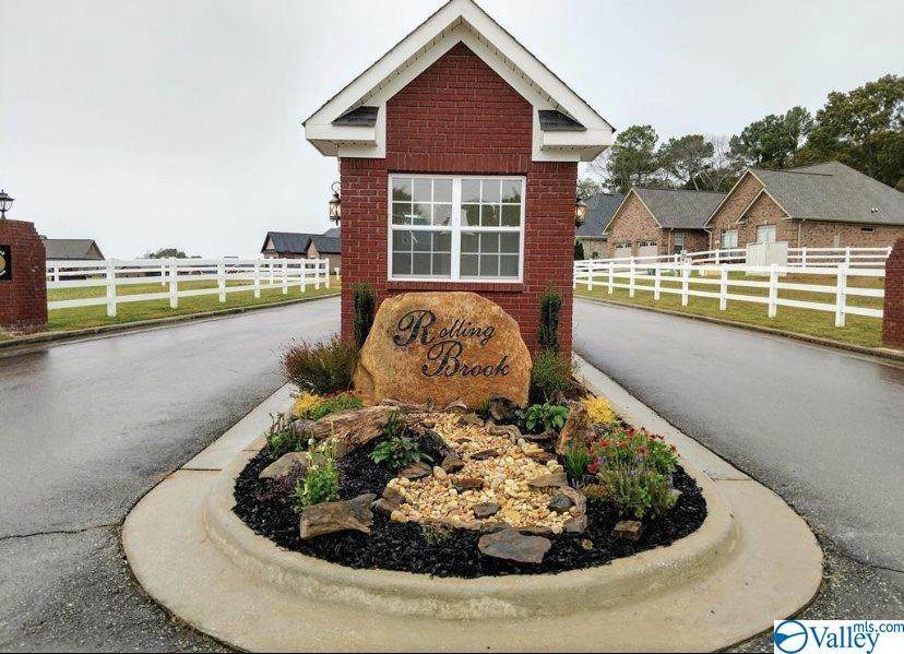 99 Rolling Brook Drive - Photo 1