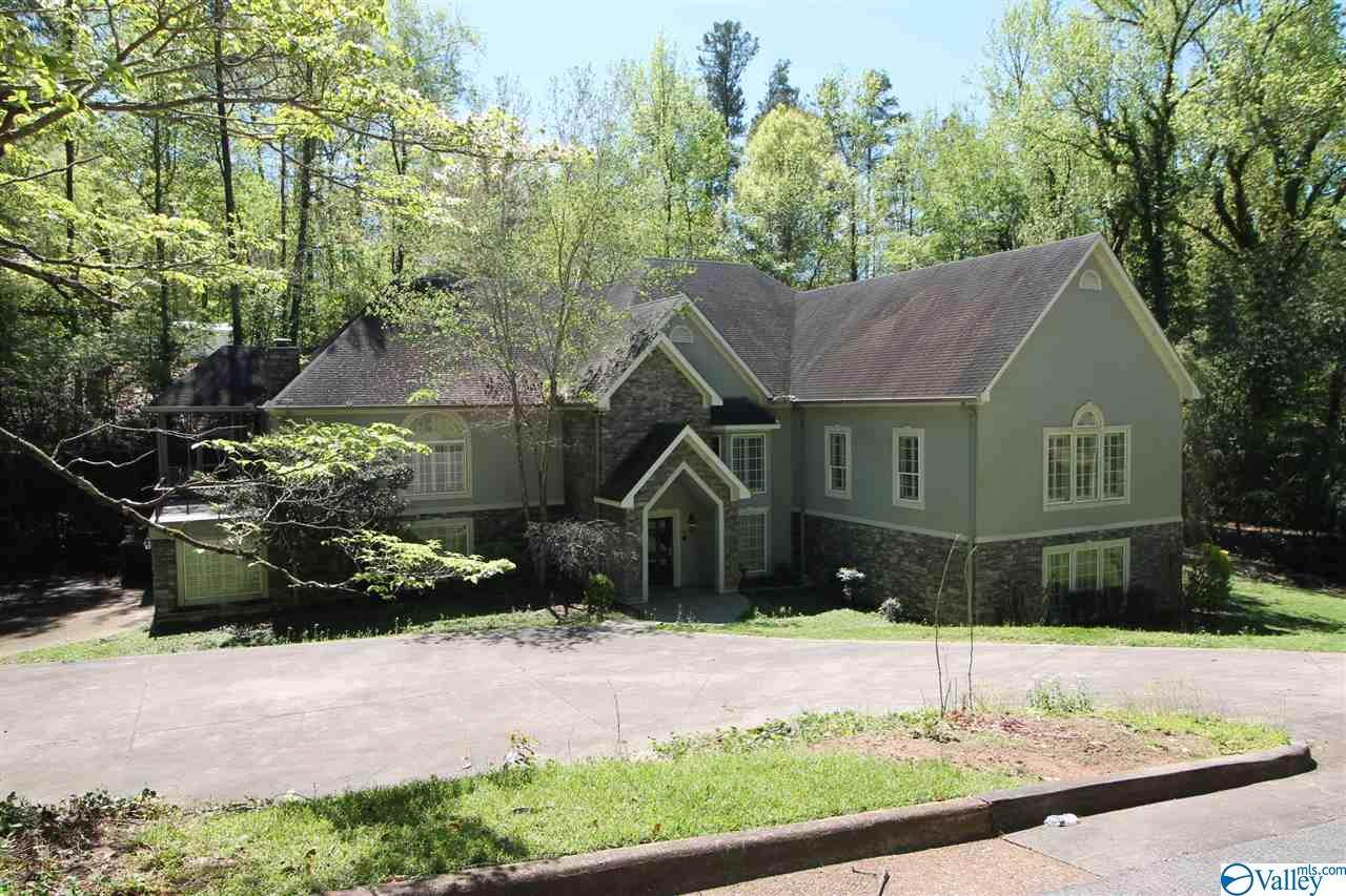 376 Azalea Drive - Photo 1