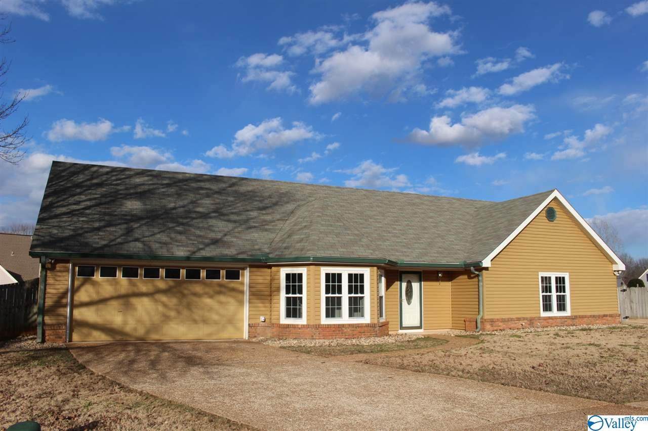 108 Harpers Hop Court - Photo 1