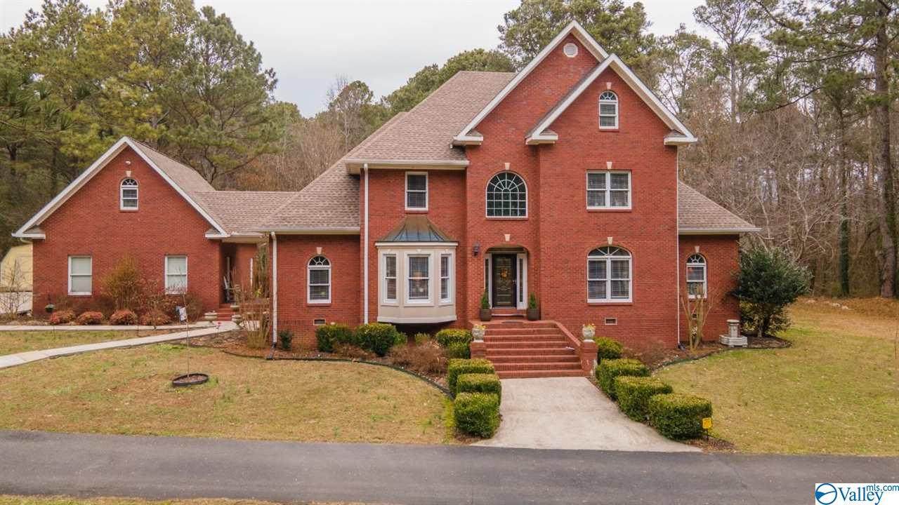 939 Everett Road - Photo 1