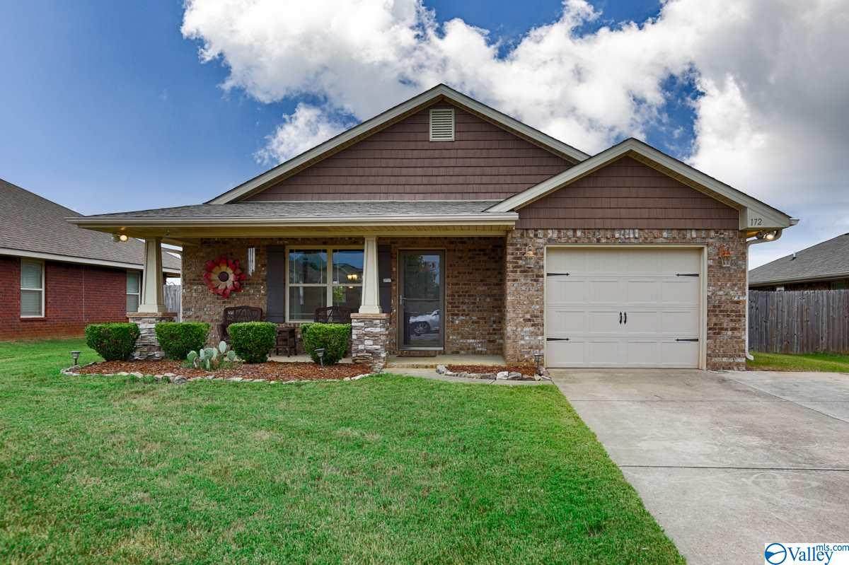172 Fields Pond Drive - Photo 1