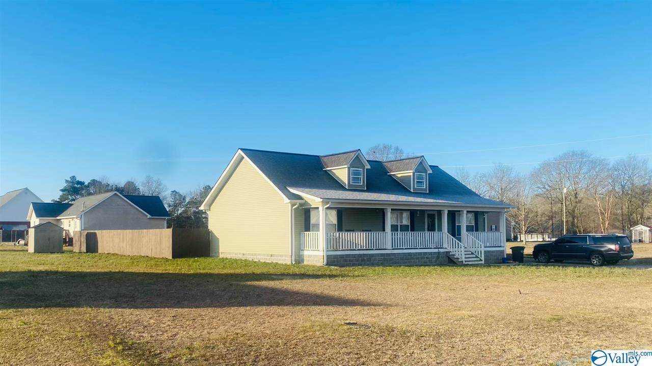 150 Christopher Drive - Photo 1