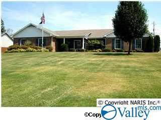 114 Silverleaf Drive - Photo 1