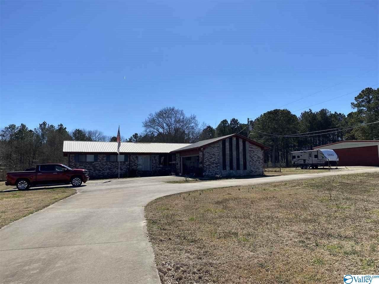 1010 Alexis Road - Photo 1