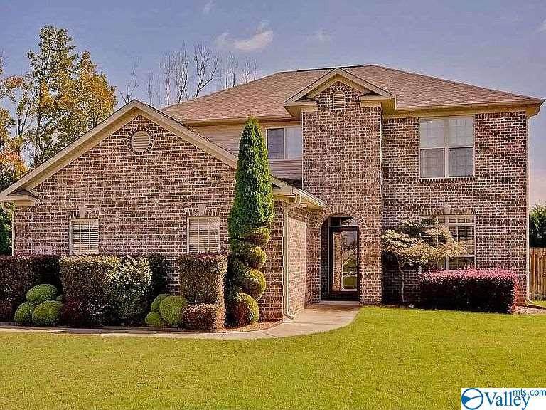 308 Weatherford Drive - Photo 1