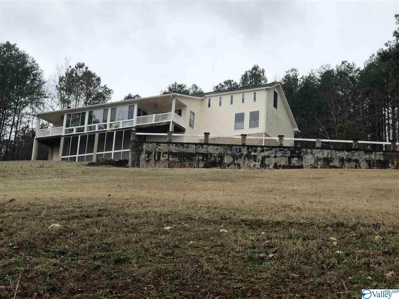 305 County Road 592 - Photo 1