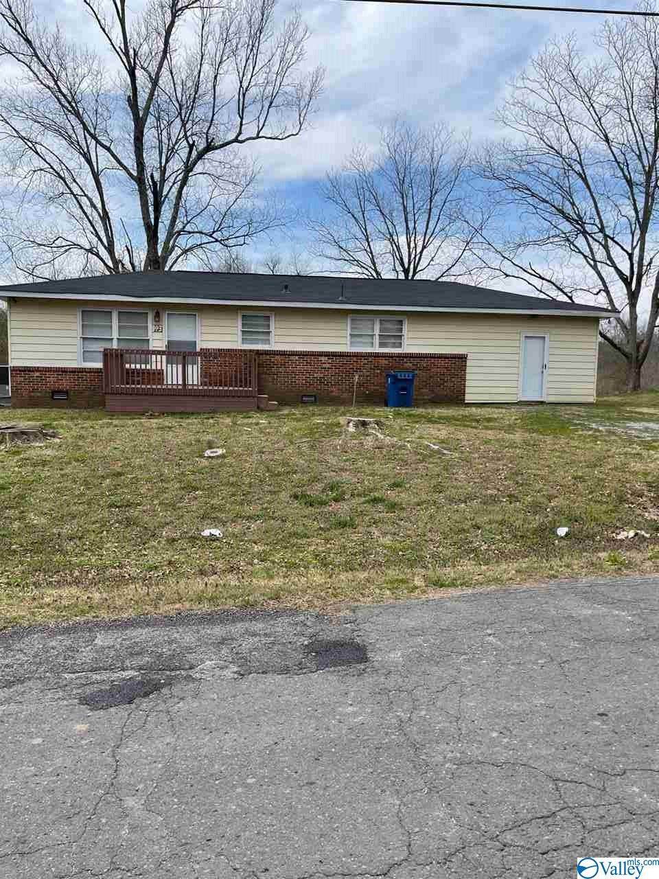 93 Goodwin Road - Photo 1