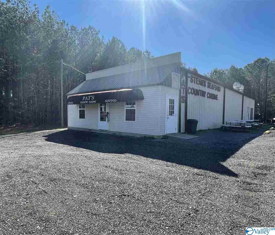 1820 Chesnut Bypass - Photo 1