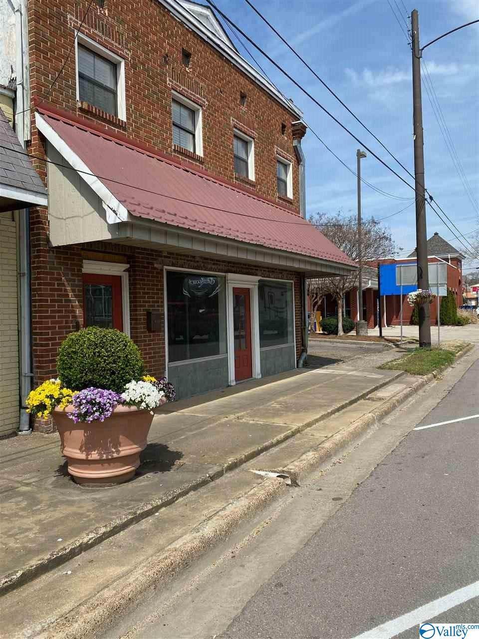 1314 Gunter Avenue - Photo 1