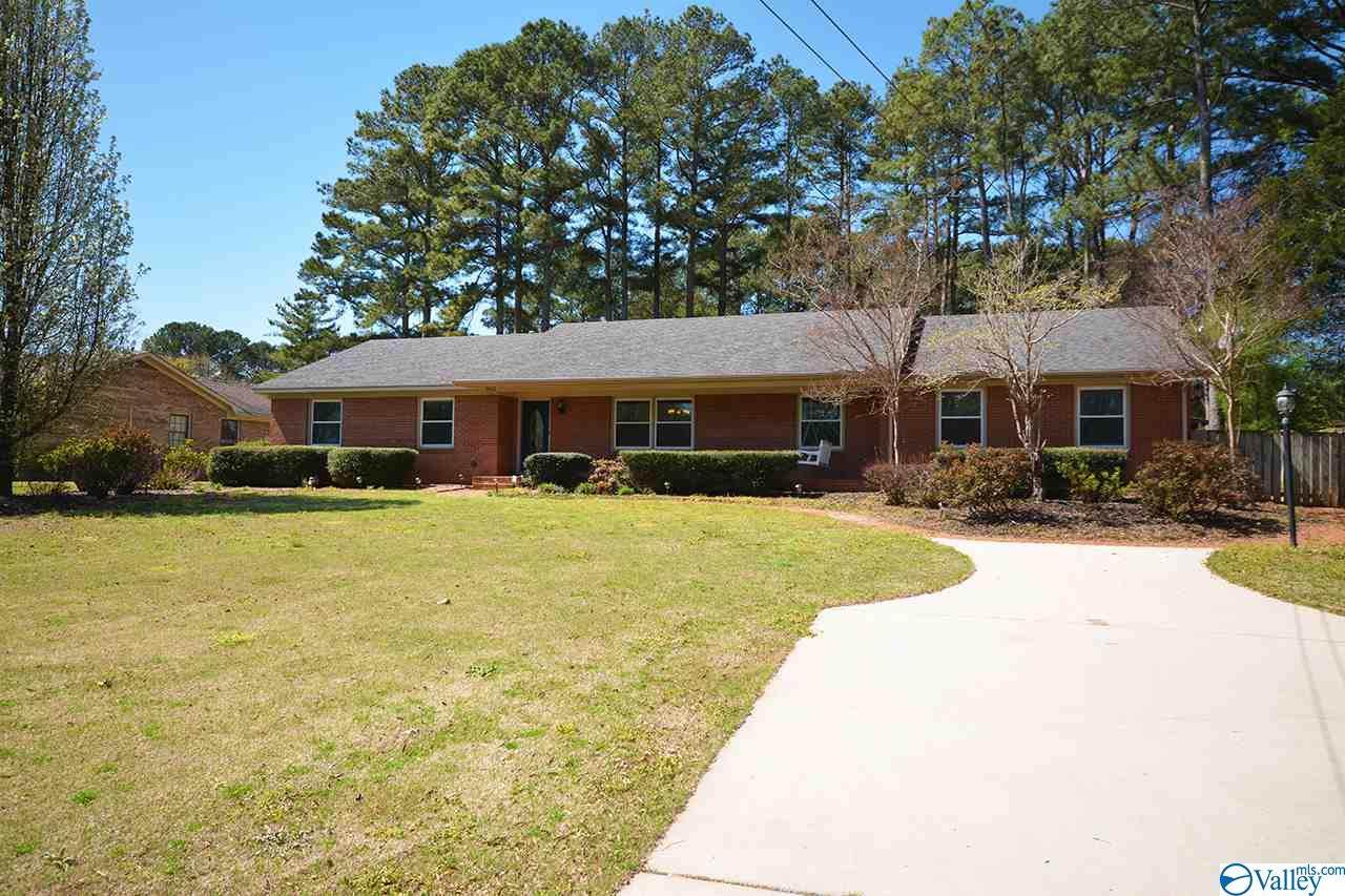2813 Hunterwood Drive - Photo 1