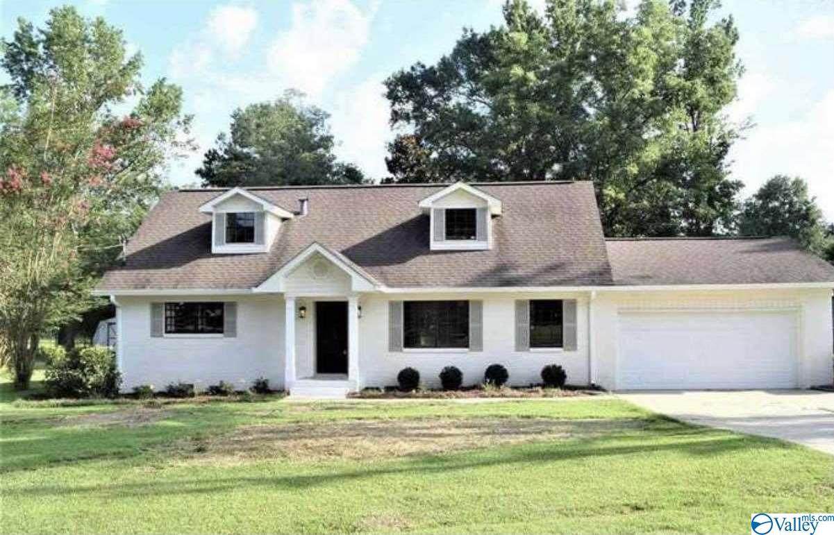 4020 Southpoint Circle - Photo 1