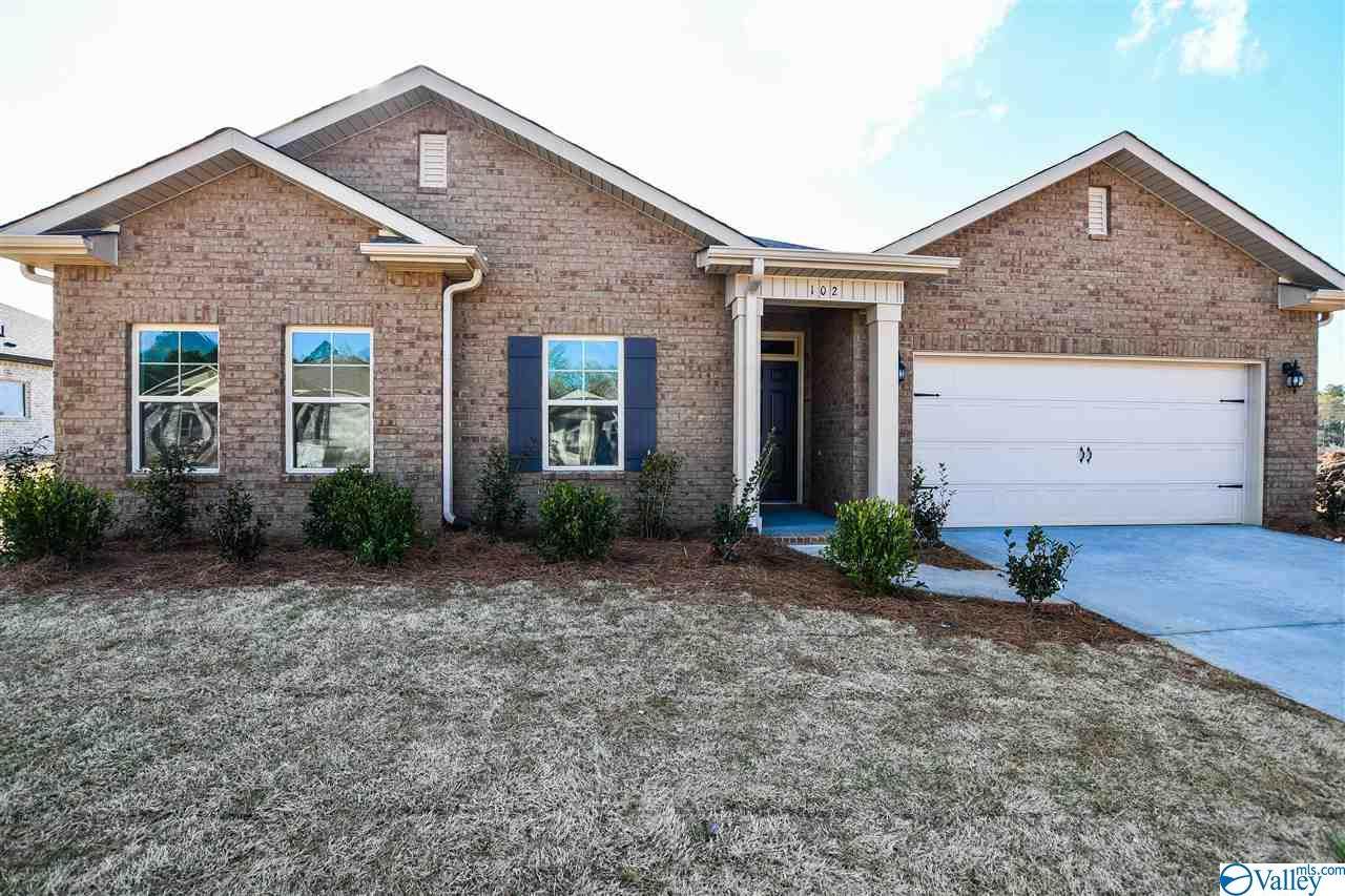 102 Duskwood Drive - Photo 1