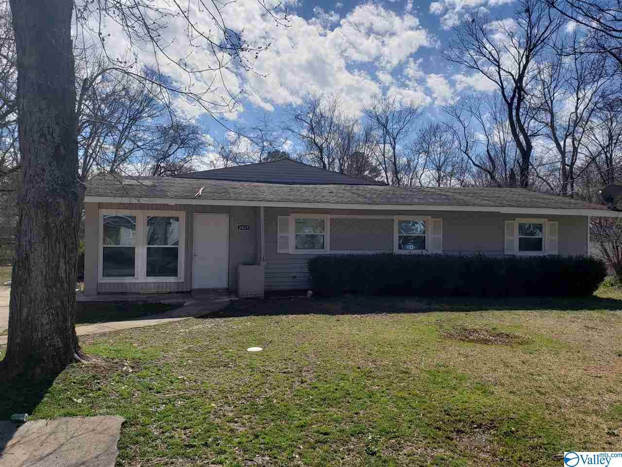 2425 Tuxedo Drive - Photo 1
