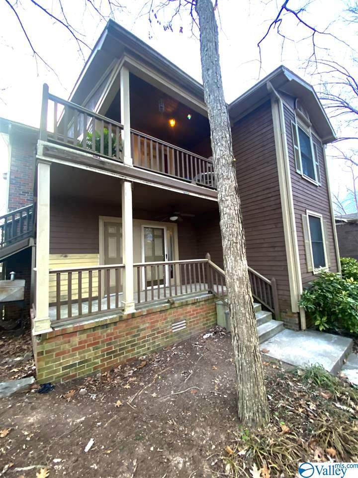2020 Woodlawn Drive - Photo 1
