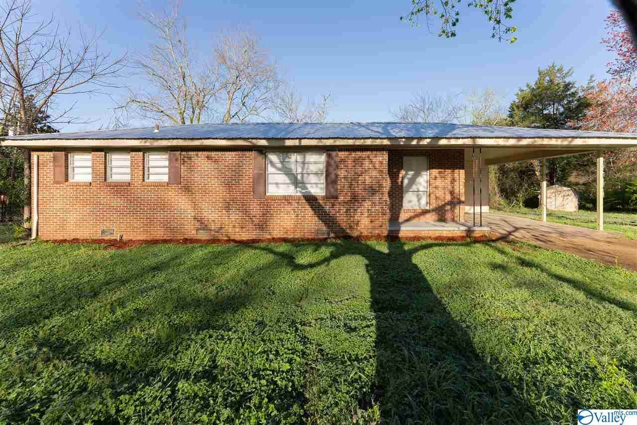 5011 Powell Drive - Photo 1