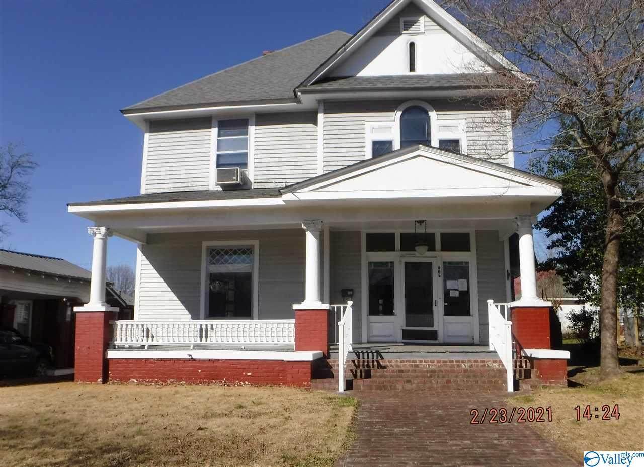 905 Walnut Street - Photo 1