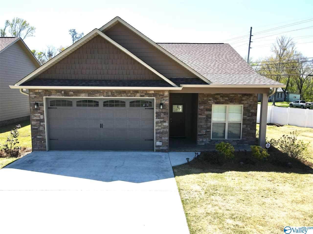 101 Rains Avenue - Photo 1