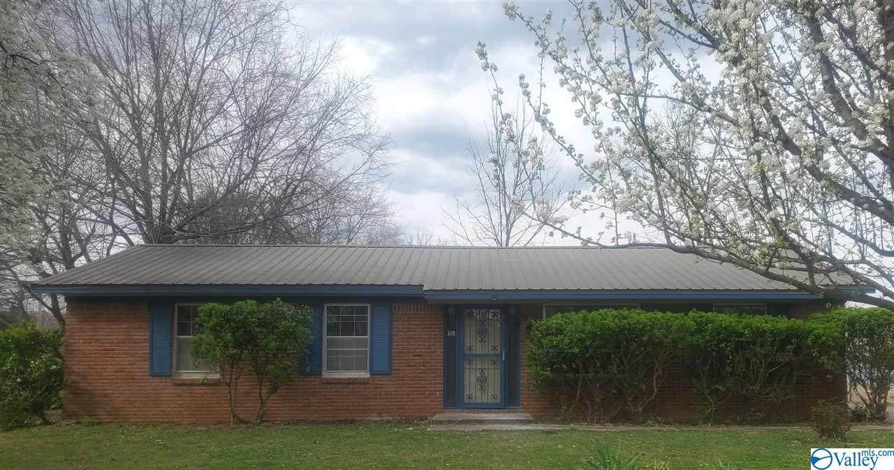 1721 Wakefield Drive - Photo 1