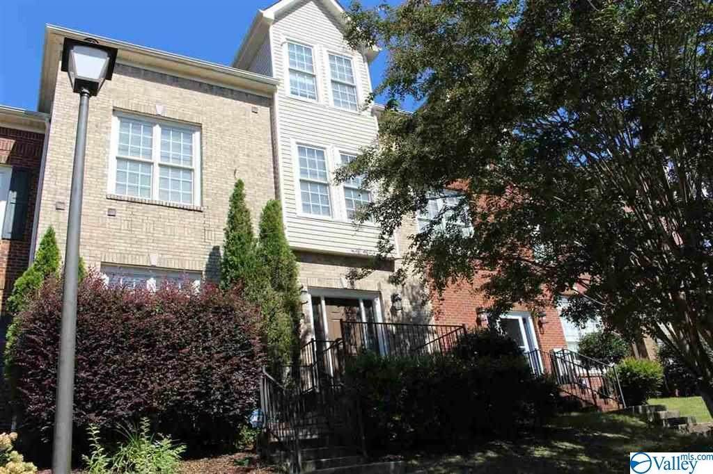 210 West Lake Circle - Photo 1