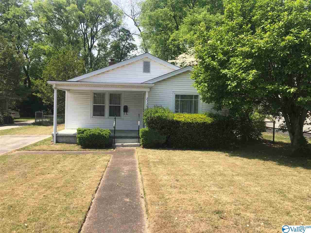 2320 Pansy Street - Photo 1