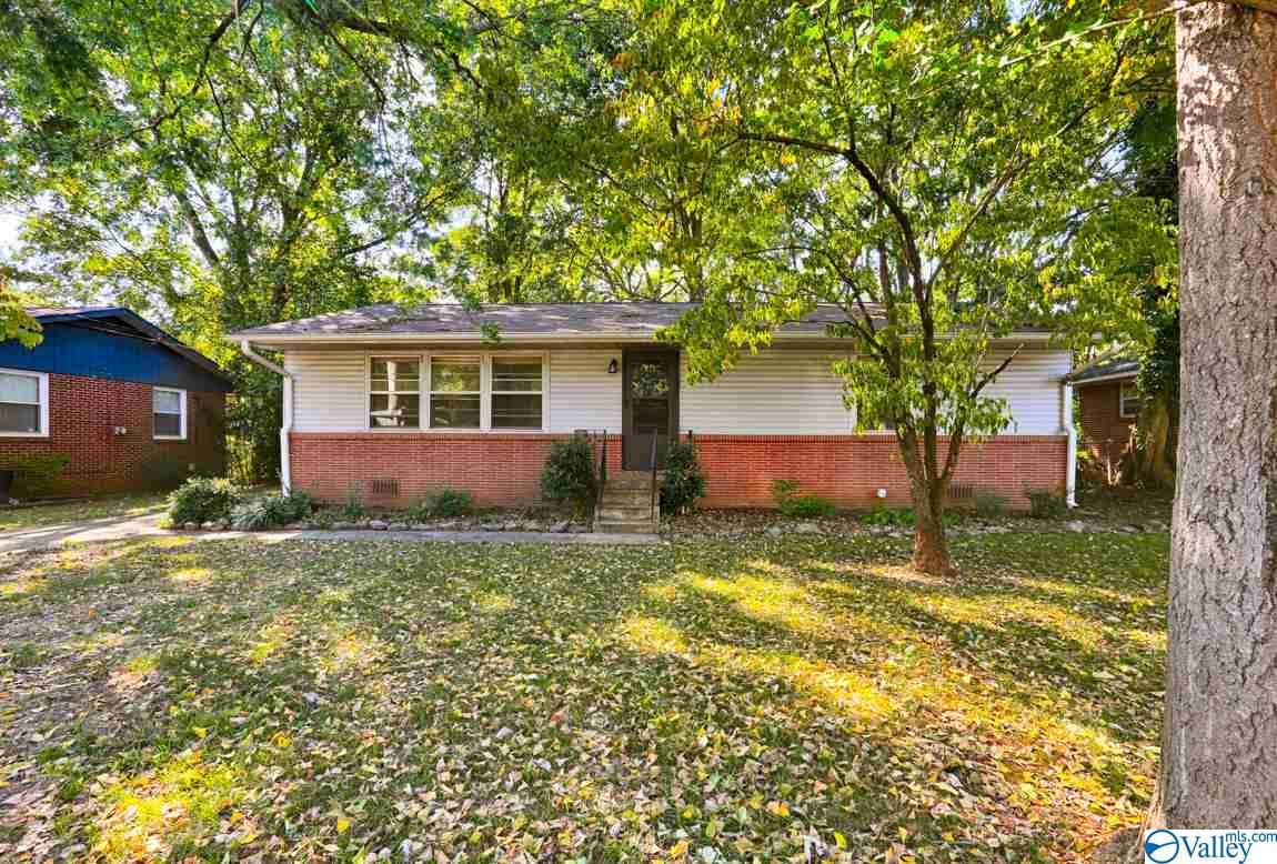 411 Ewing Street - Photo 1