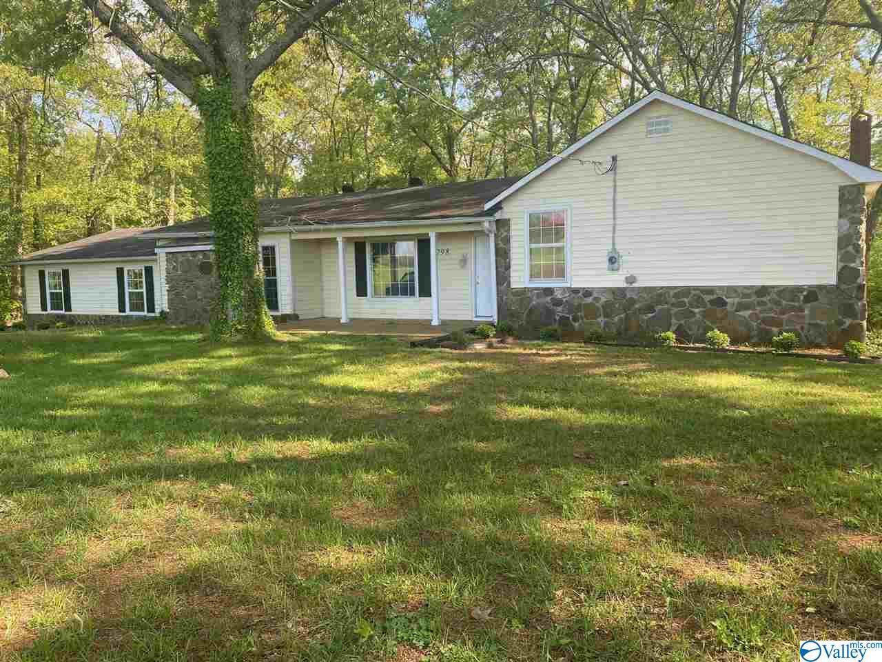 798 Phillips Road - Photo 1