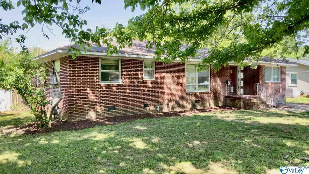 2001 Stanhope Drive - Photo 1