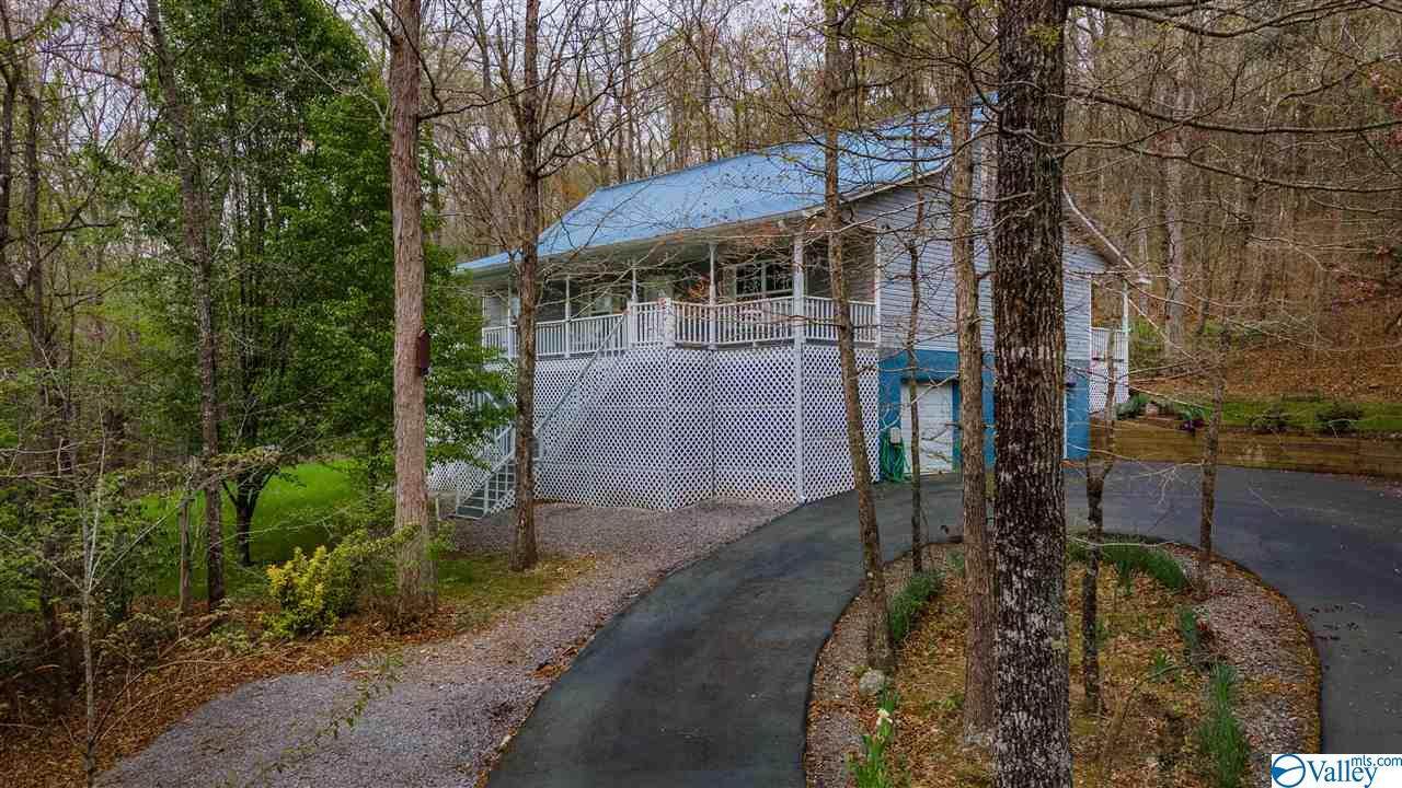 1104 County Road 153 - Photo 1
