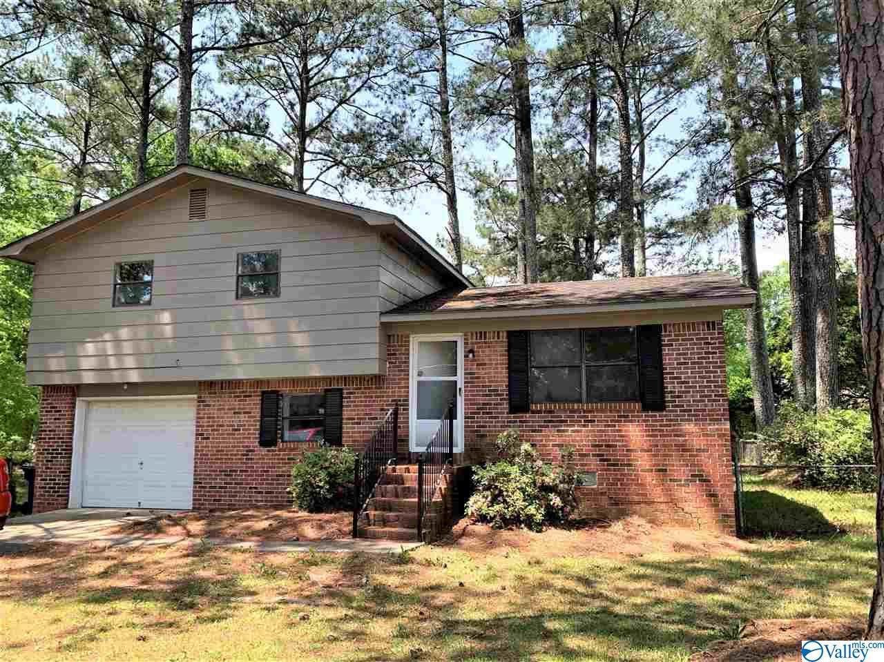 136 Pineview Street - Photo 1