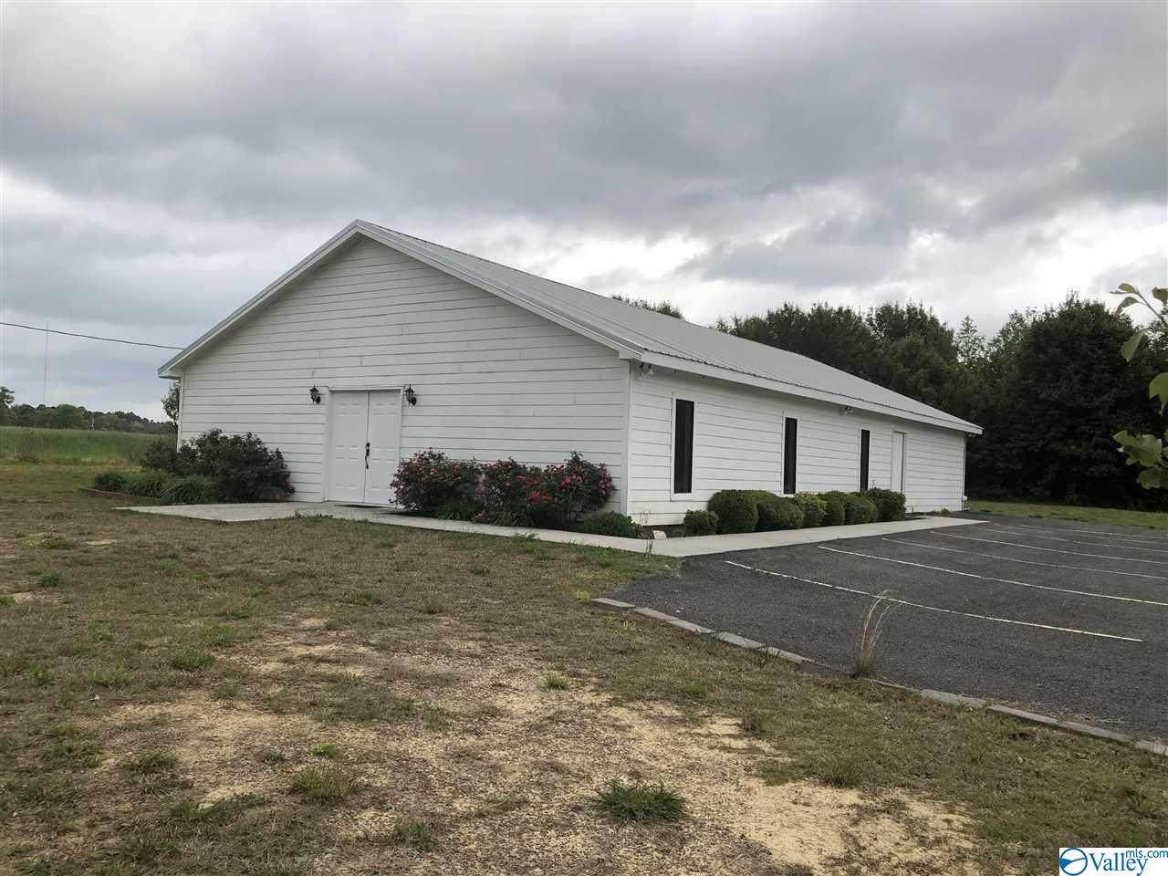 211 County Road 1814 - Photo 1