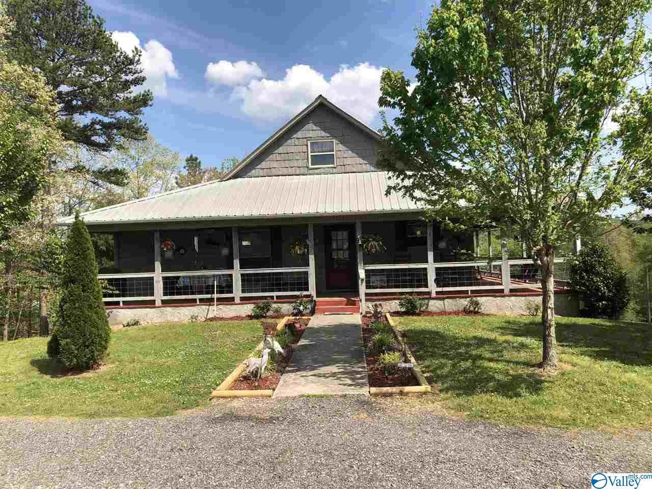 1551 Pine Grove Road - Photo 1