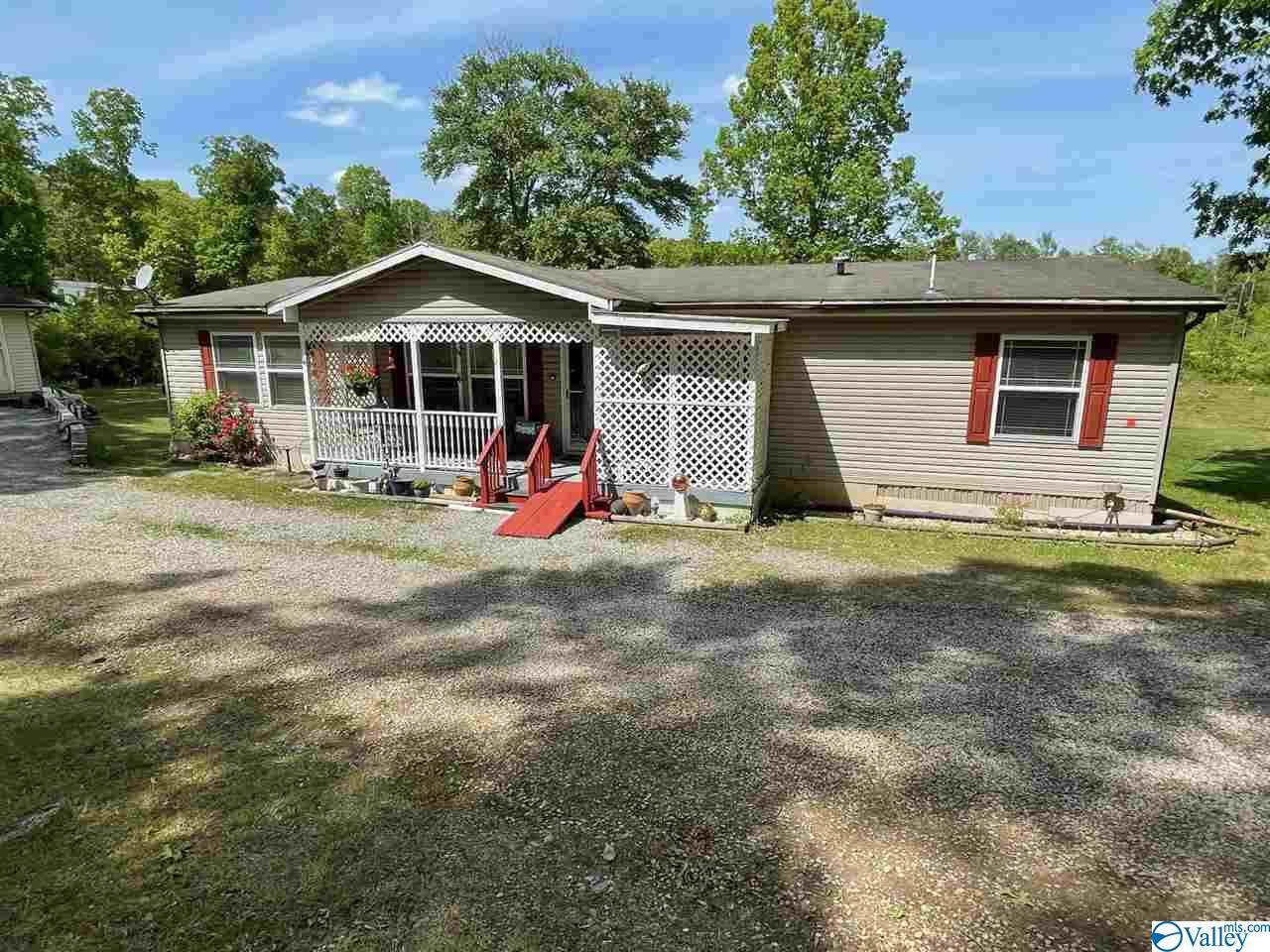 406 Fort Bluff Road - Photo 1
