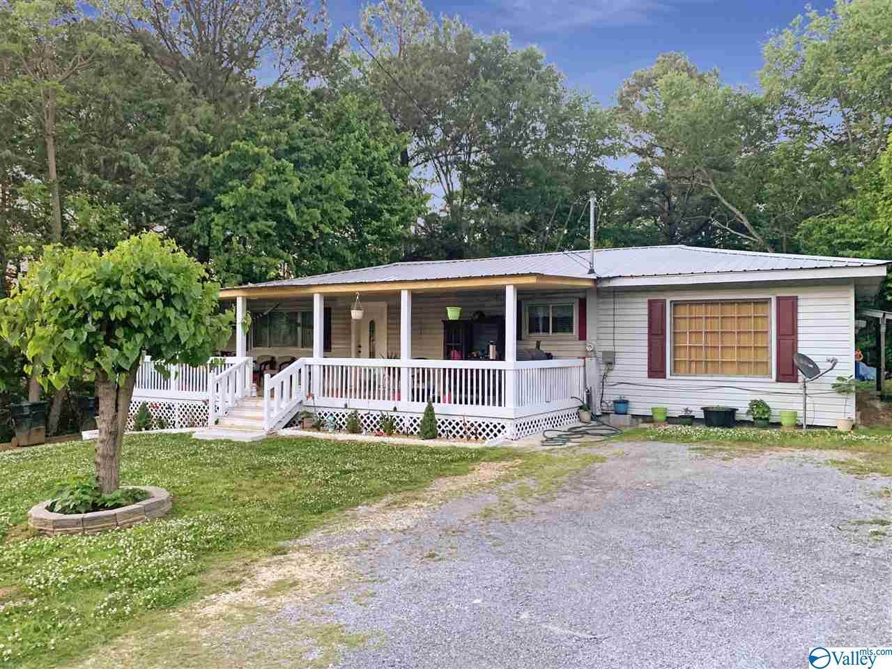 403 19th Street - Photo 1