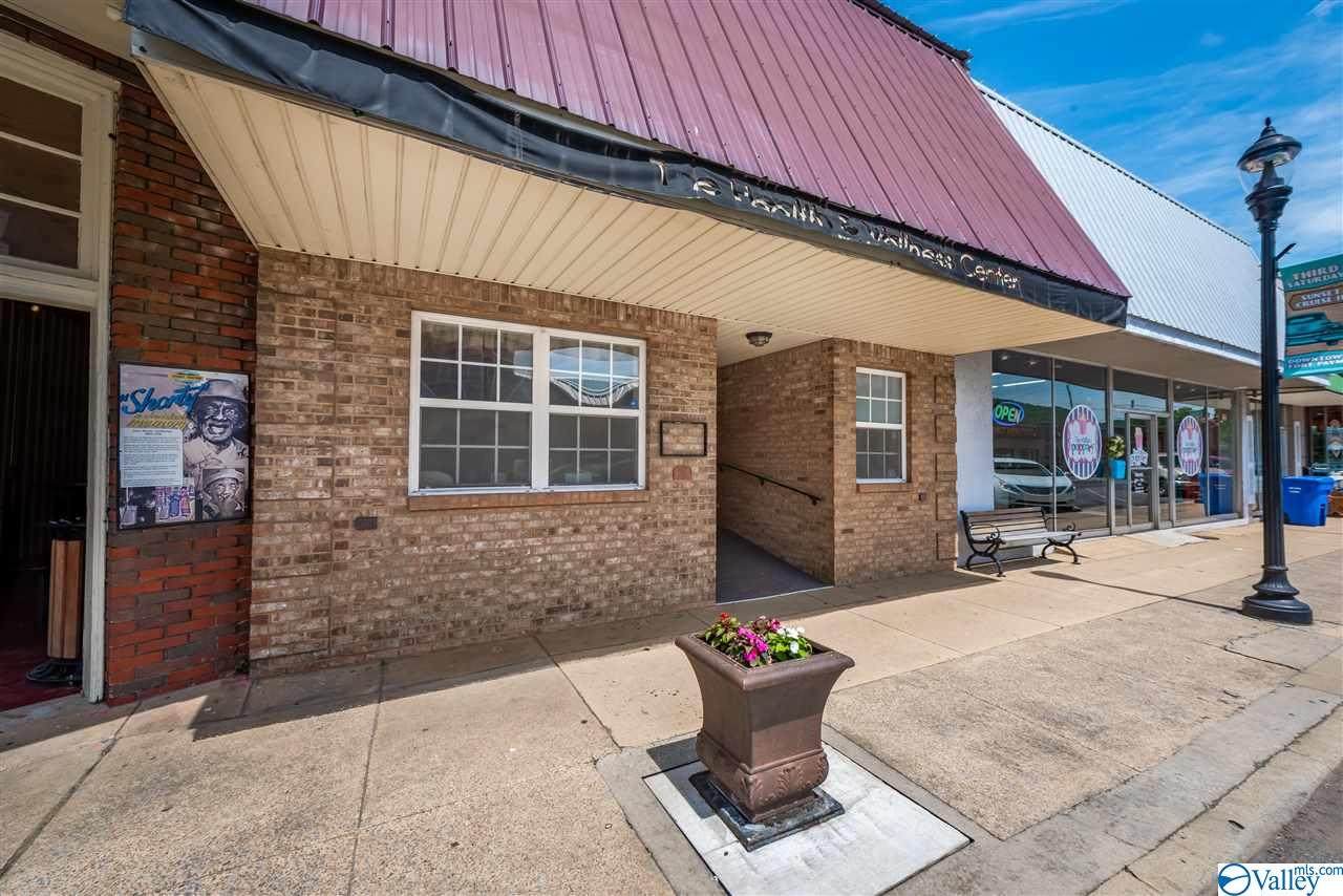216 Gault Avenue - Photo 1