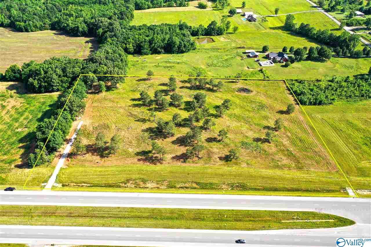 4916 Alabama Hwy 24 - Photo 1