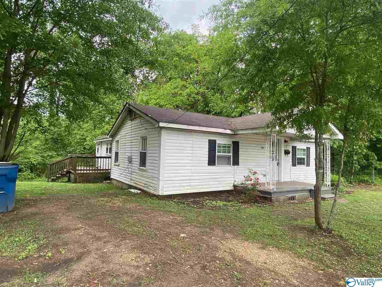 207 Cleveland Avenue - Photo 1