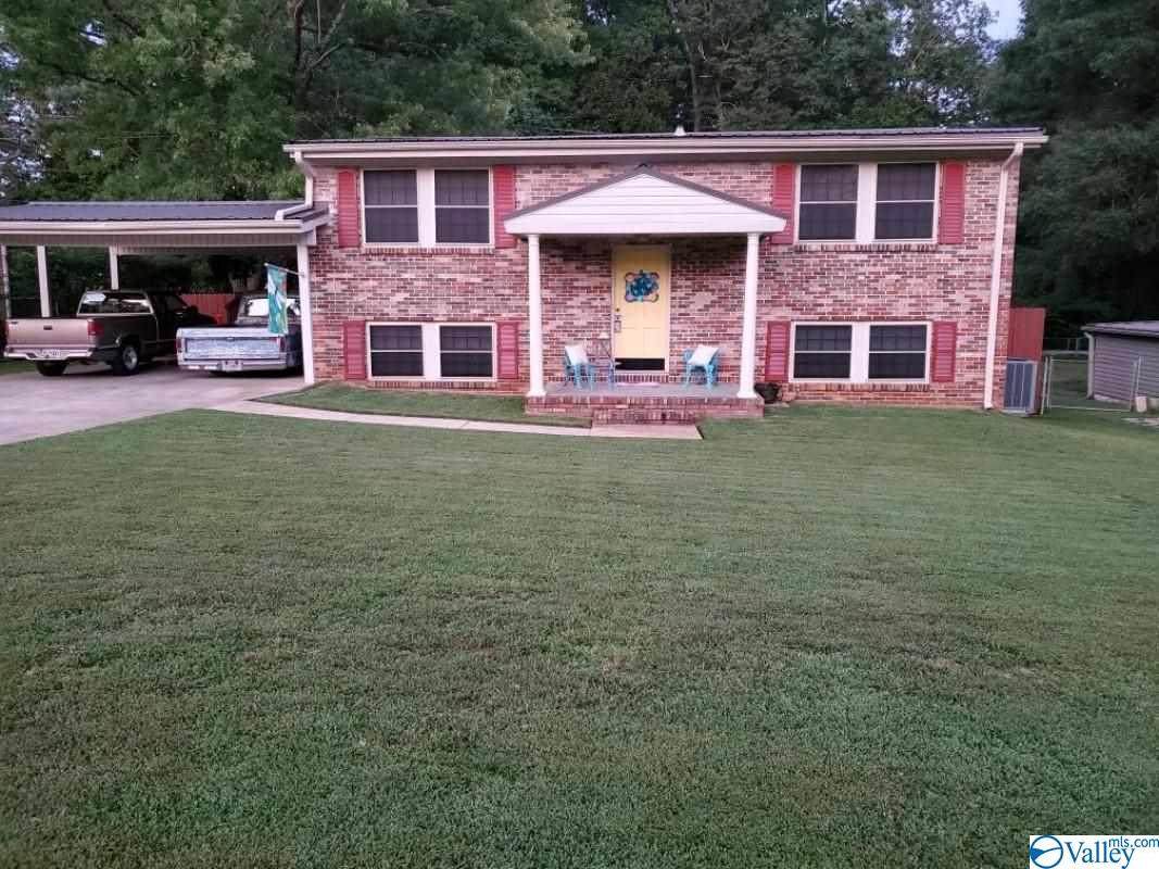 1722 Sherwood Drive - Photo 1