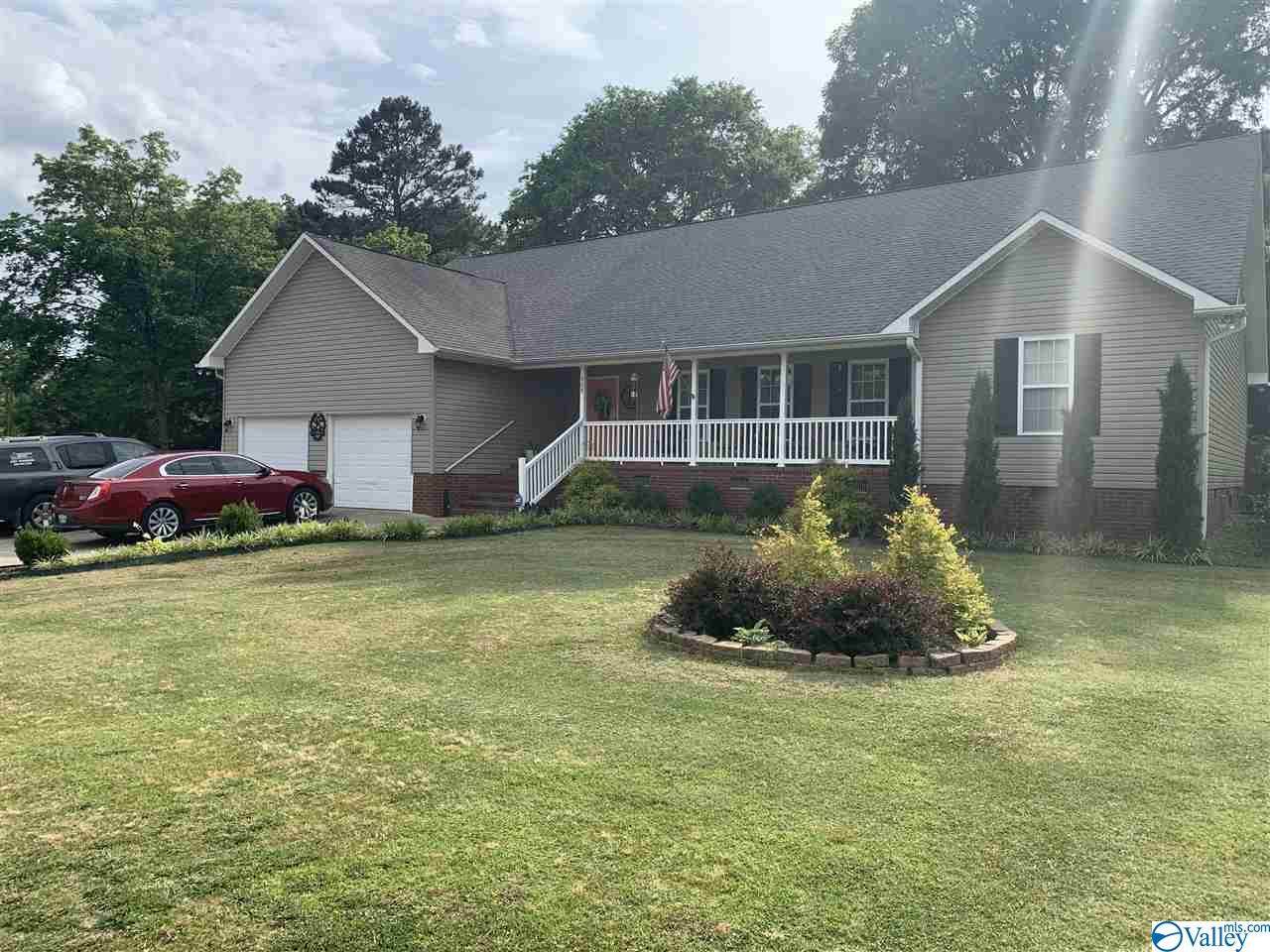 908 Kyle Street - Photo 1
