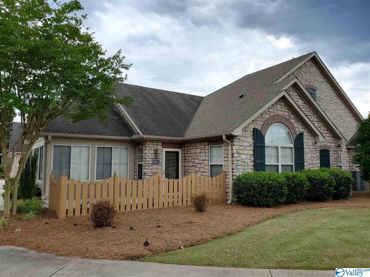 66 Laurel Lane - Photo 1