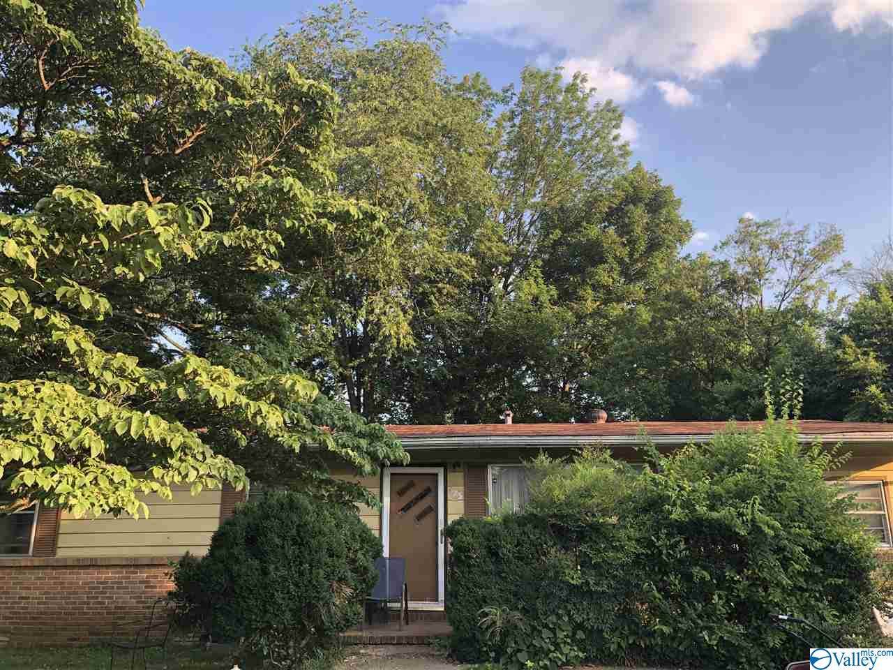 625 Laurel Drive - Photo 1