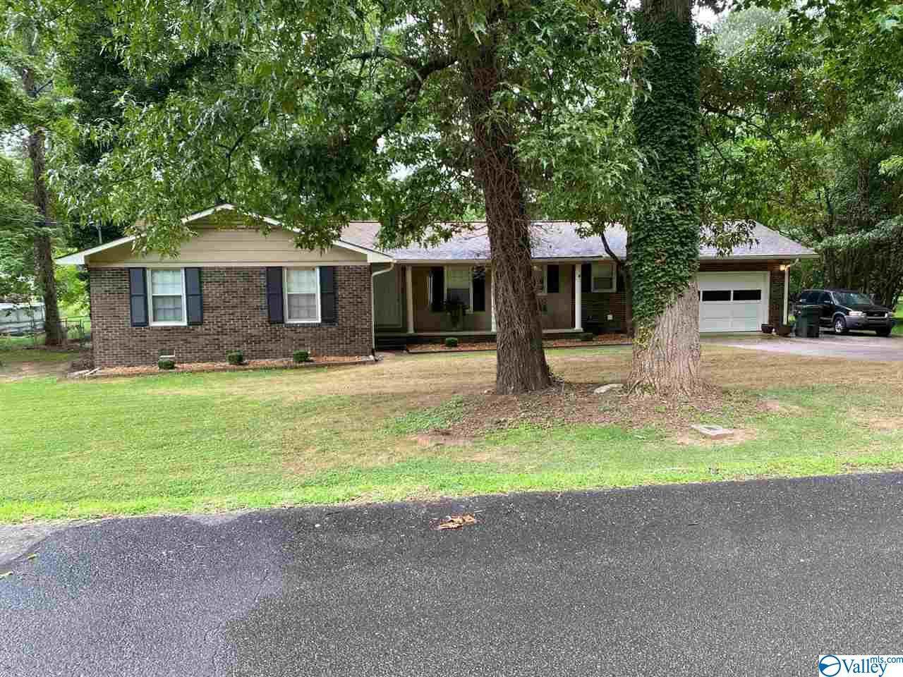 1805 Becky Lane - Photo 1