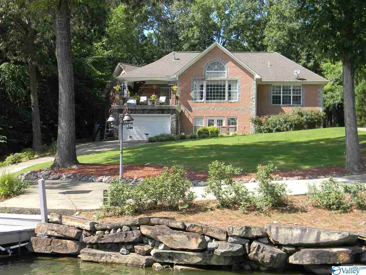 325 Frances Circle - Photo 1