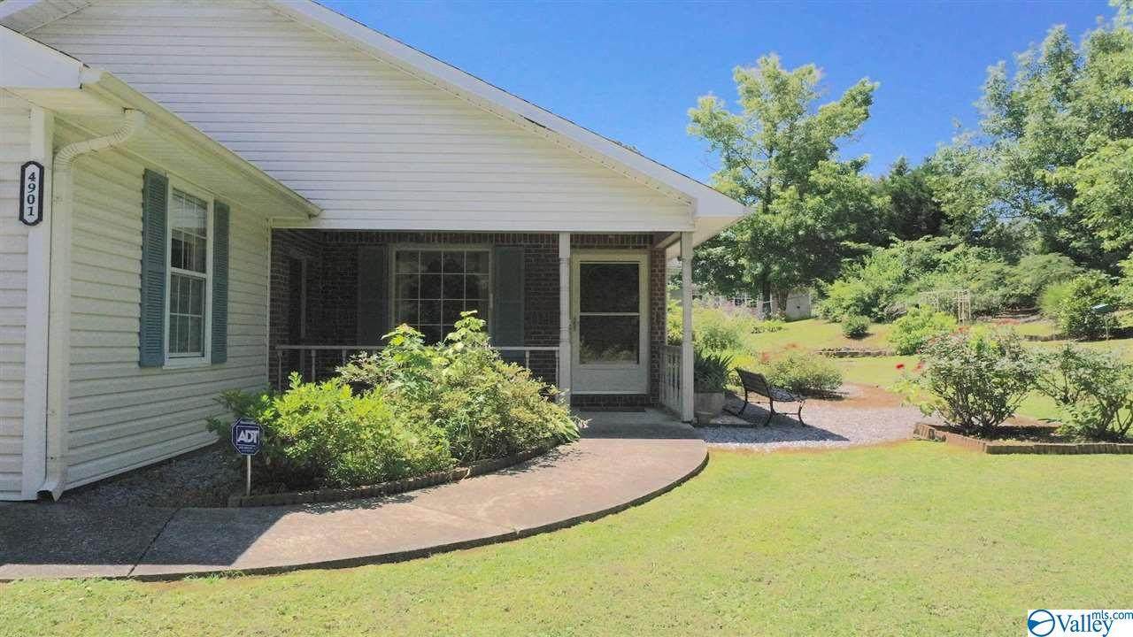 4901 Cherrywood Drive - Photo 1
