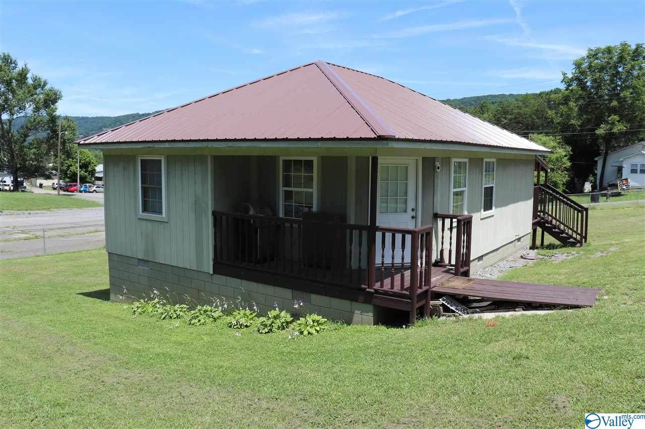 1711 Grand Avenue - Photo 1