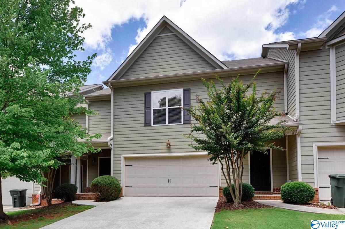 202 Treetop Drive - Photo 1