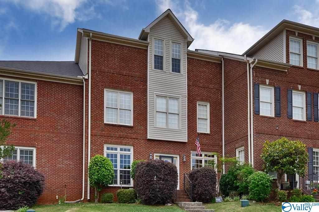 214 West Lake Circle - Photo 1